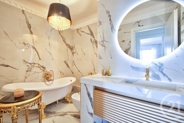 Appartement à vendre - 3 pièces - 84.82 m2 - VILLEFRANCHE SUR MER - 06 - PROVENCE-ALPES-COTE-D-AZUR - Century 21 Lafage Transactions