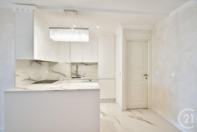 Appartement à vendre - 3 pièces - 84.82 m2 - VILLEFRANCHE SUR MER - 06 - PROVENCE-ALPES-COTE-D-AZUR - Century 21 Lafage Transactions