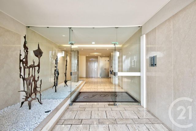 Appartement à vendre - 3 pièces - 84.82 m2 - VILLEFRANCHE SUR MER - 06 - PROVENCE-ALPES-COTE-D-AZUR - Century 21 Lafage Transactions